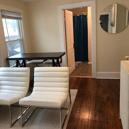 The Yellow Door 3-Bedroom Downtown Near Vt&Ru Radford Esterno foto