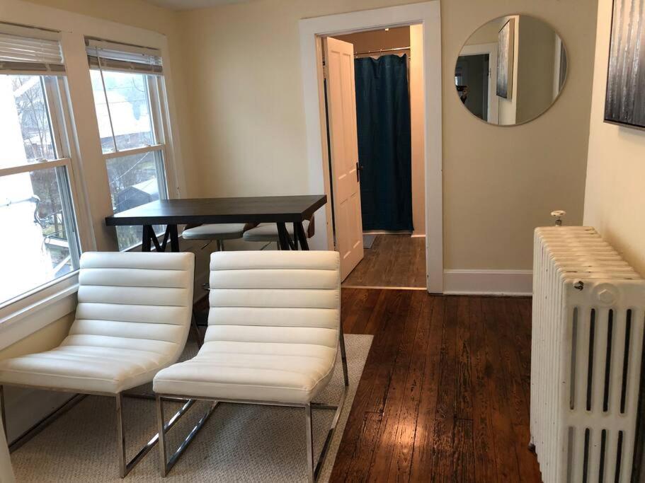 The Yellow Door 3-Bedroom Downtown Near Vt&Ru Radford Esterno foto